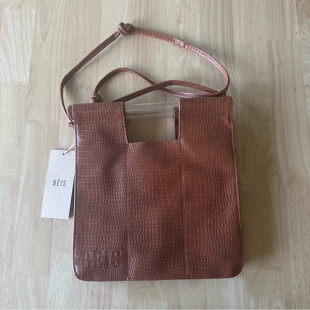 NWT Beis The Crossbody Bag in Cognac